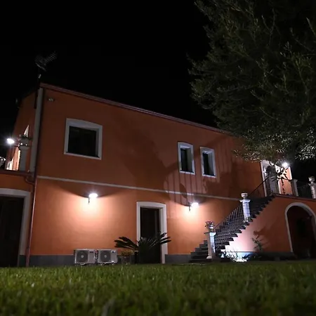 Arcobaleno Dell'etna Farm stay *