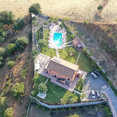 Arcobaleno Dell'etna Farm stay Calatabiano