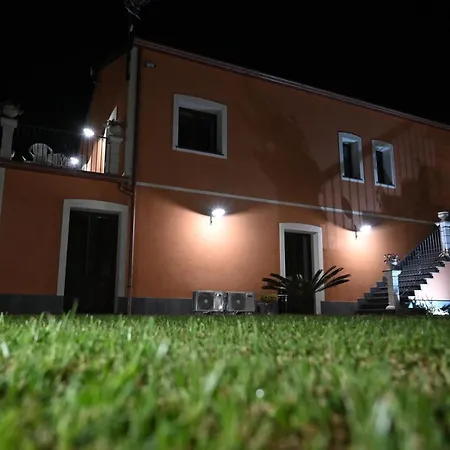 Arcobaleno Dell'etna Farm stay