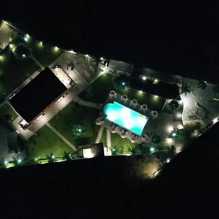 Arcobaleno Dell'etna Farm stay Calatabiano