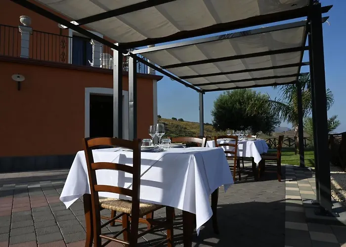 Alloggio per agriturismo Arcobaleno Dell'etna *