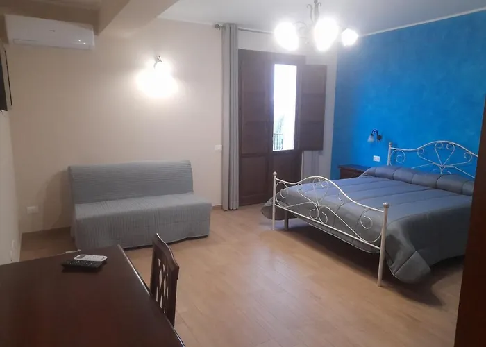 Alloggio per agriturismo Arcobaleno Dell'etna *